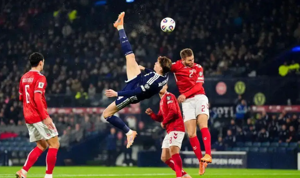 金阿林首轮,领先女子高,尔夫世锦赛,宝威体育官网,APP下载,注册领彩金,官方网站,网站入口